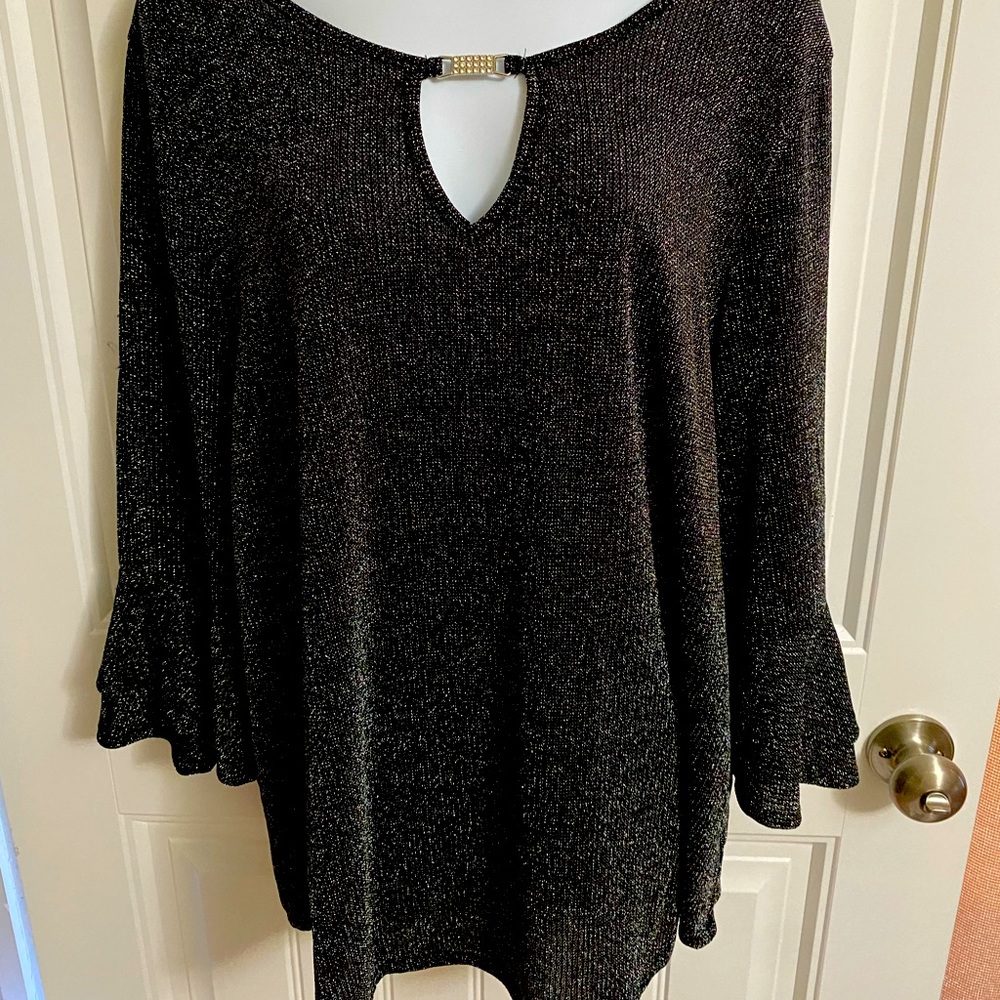 Women’s sparkly black top